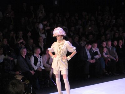 ����� ������: ���������� ������ ���� 2011 (Mercedes-Benz Fashion Week Russia 2011) ����