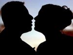 Эволюция заставляет мужчин думать, будто они интересны женщинам Эволюция заставляет мужчин думать, будто они интересны женщинам